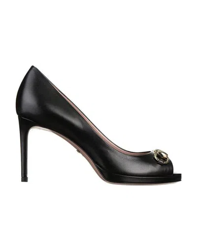 Gucci Logo Open-toed Sandals In Black