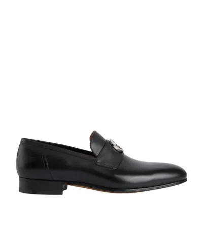 Gucci Logo Plaque Loafers In Black