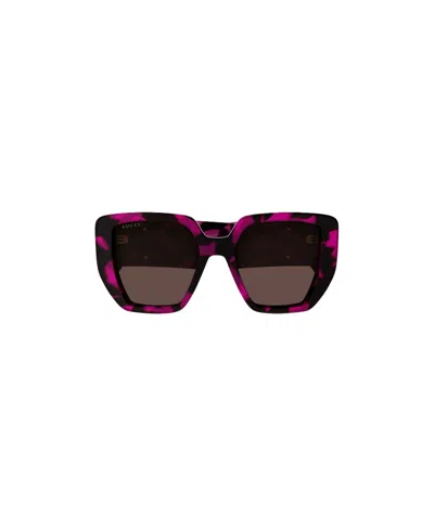 Gucci Logo-plaque Oversize Sunglasses In Black