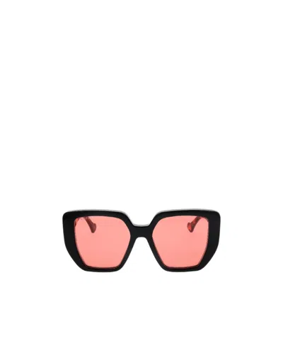 Gucci Logo-plaque Oversize Sunglasses In Black