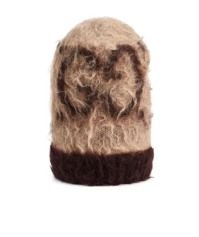 Gucci Logo-print Beanie Hat In Nude