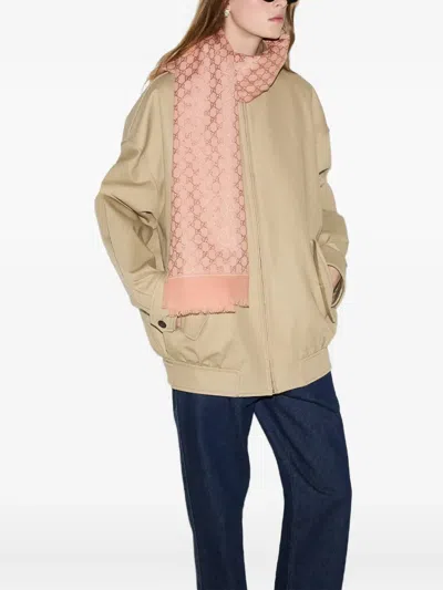 Gucci Logo-print Fringed Scarf In Pink