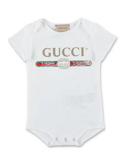 Gucci Logo Printed Crewneck Babygrow Set In White