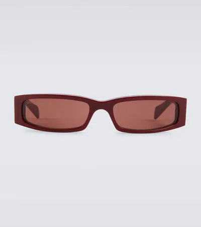 Gucci Logo Rectangular Sunglasses In Burgundy