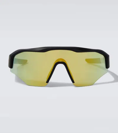 Gucci Logo Shield Sunglasses In Green