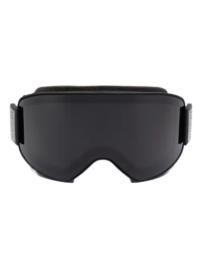 Gucci Logo-strap Ski Goggles In Black