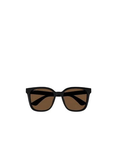 Gucci Logo Sunglasses In Black