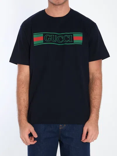 Gucci Logo T-shirt In Navy/mc