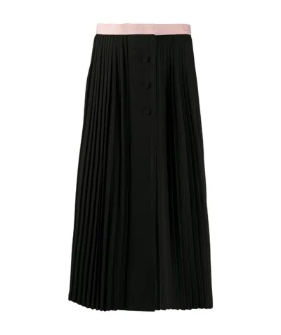 Gucci Logo Waistband Pleated Skirt In Black