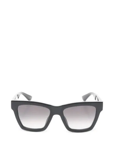 Pre-owned Gucci Logo-detail Square-frame Sunglasses In Black