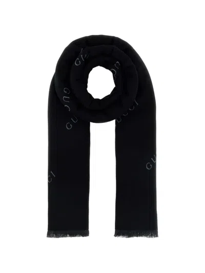 Gucci Logo-print Frayed Scarf In Black