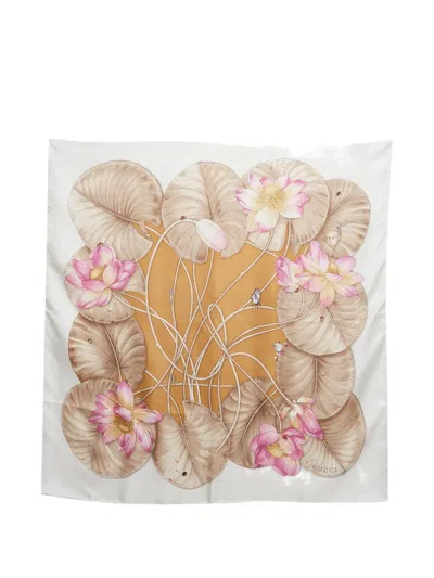 Pre-owned Gucci Lotus-print Logo-detail Scarf In Neutral