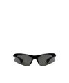 Gucci Mask-shaped Sunglasses In Black