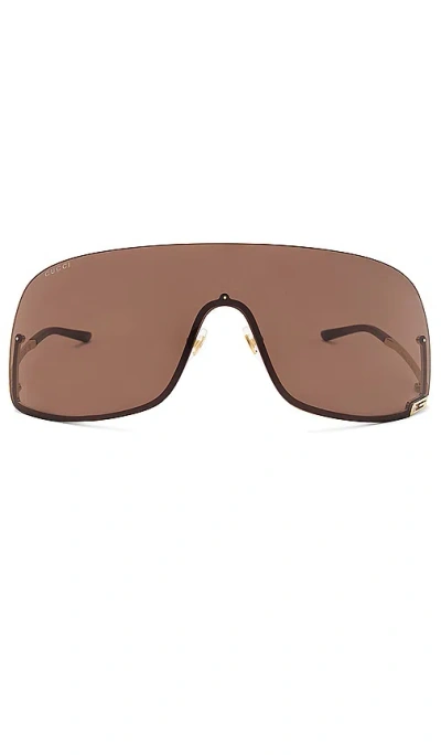 Gucci Mask Sunglasses In 金色