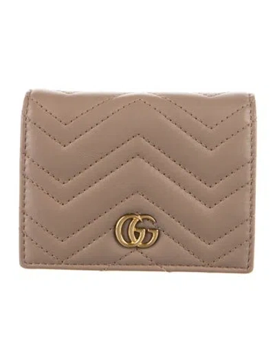 Pre-owned Gucci Matelasse Gg Marmont Card Case Wallet Double G Logo Compact Wallet In Neutral