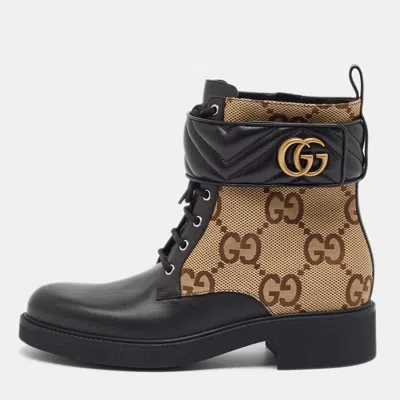 Pre-owned Gucci Matelassé Size 42 Beige/black Canvas And Leather Gg Logo Combat Boots In Sand