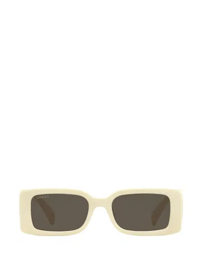 Gucci Maxi Gg Rectangle-frame Sunglasses In Neutral