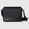 Gucci Gg Supreme Medium Crossbody Bag In Black