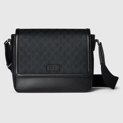 Gucci Gg Supreme Medium Crossbody Bag In Black