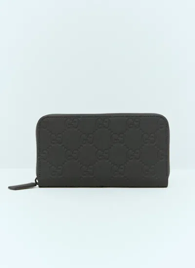 Gucci Men Gg Rubber-effect Wallet In Black