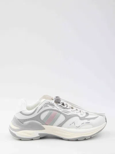 Gucci Men  2.0 Sneakers In White