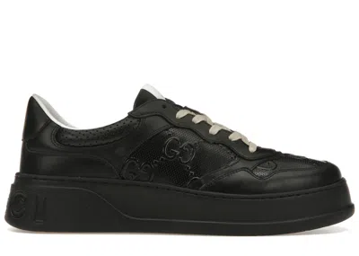Pre-owned Gucci Men's  Gg Embossed Leather Sneakers In Black/white