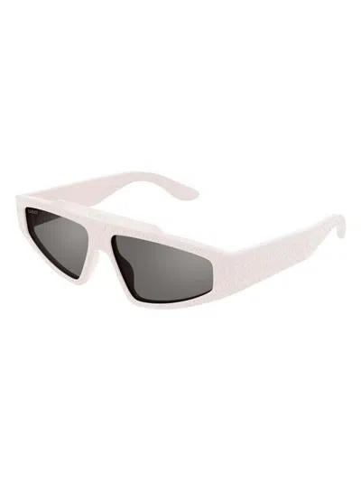 Gucci Stylish Rectangular Sunglasses For Men In Pink