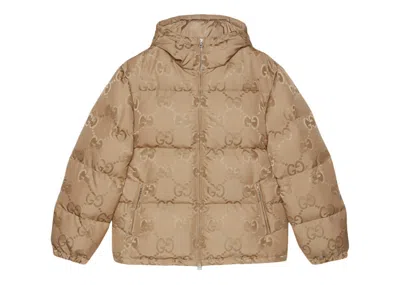 Pre-owned Gucci Men's  Jumbo Gg Jacquard Canvas Down Hooded Jacket In Beige In Sand