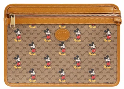 Pre-owned Gucci Men's  X Disney Pouch Mini Gg Supreme Mickey Mouse In Beige