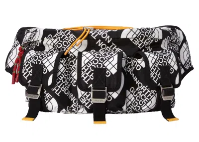 Pre-owned Gucci Men's  X The North Face Belt Bagin Black/white