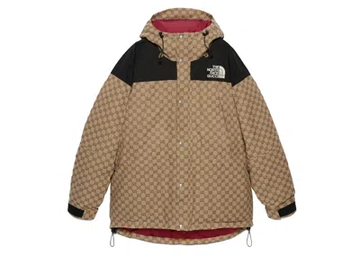 Pre-owned Gucci Men's  X The North Face Down Jacket In Beige/ebony