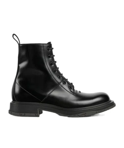 Gucci Men's Lace-up Boot With Tonal Logo In Black