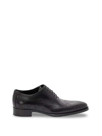 Gucci Leather Derby Shoes In Black