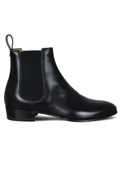 Gucci Men Leather Boots In Black