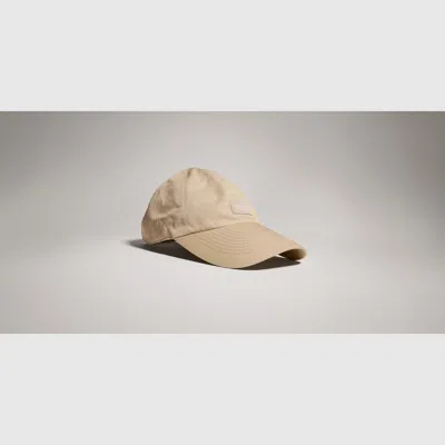 Gucci Men's Logo Baseball Cap In Sand