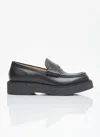 GUCCI GUCCI MEN LOGO PLAQUE LEATHER LOAFERS
