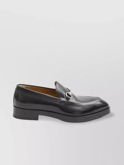 Gucci Metal Buckle Pointed Loafers With Leather Sole In Gray