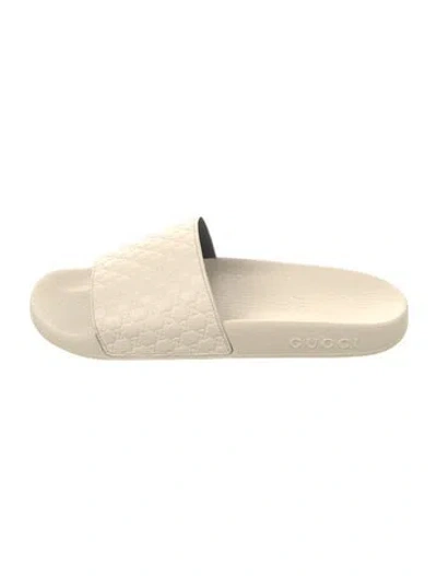 Pre-owned Gucci Microssima Pattern Rubber Slides In Neutral
