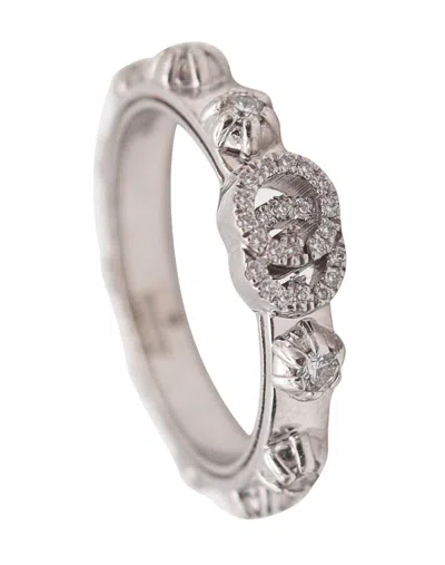 Pre-owned Gucci Milano Gg Running Ring Band In Solid 18kt White Gold And Vs Diamonds