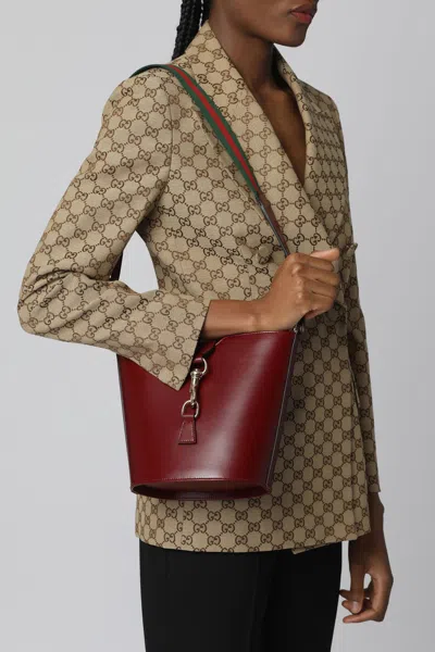 Gucci Mini Leather Bucket Bag In Red