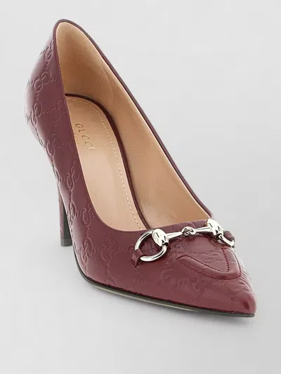 Gucci Morsetto Pumps Embossed Pattern Metal Detail In Burgundy