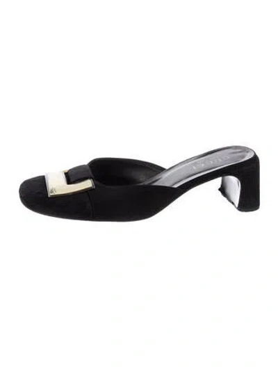 Pre-owned Gucci Mules In Black