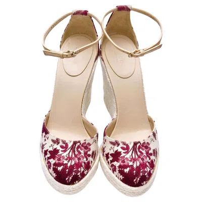 Pre-owned Gucci New  Cruise New 2007 Runway Flora Wedge Espadrille Heels Sz 8.5 In Sand