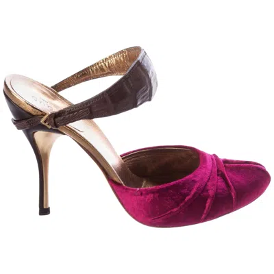 Pre-owned Gucci New  Spring 2005 Velvet And Crocodile Heels Mules Sz 8.5 In Brown