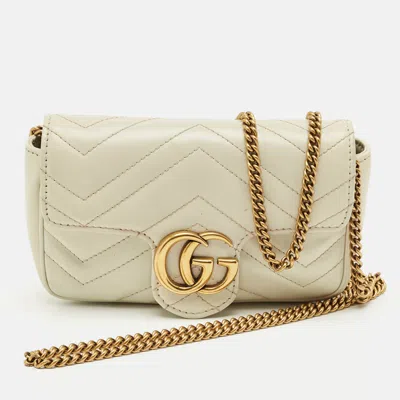Pre-owned Gucci Off White Matelassé Leather Super Mini Gg Marmont Shoulder Bag