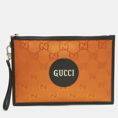 Pre-owned Gucci Orange Jumbo Gg Nylon Off The Grid Clutch