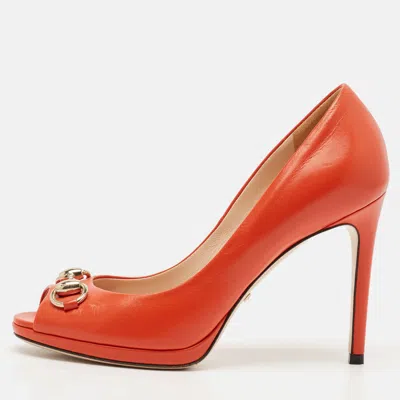 Pre-owned Gucci Orange Leather Horsebit Peep Toe Pumps Size 35