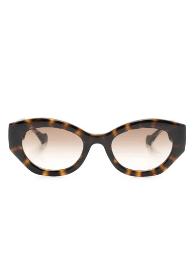 Gucci Oval-frame Sunglasses In 褐色