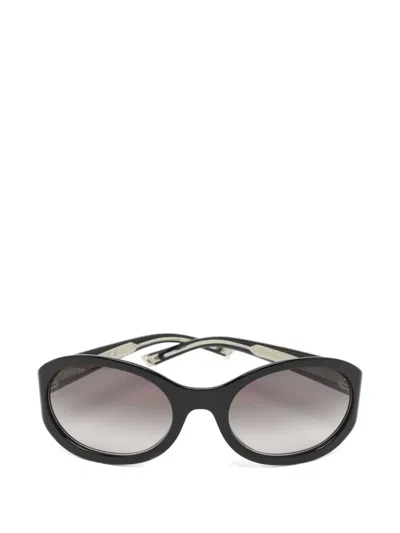 Pre-owned Gucci Oval-frame Sunglasses In Black