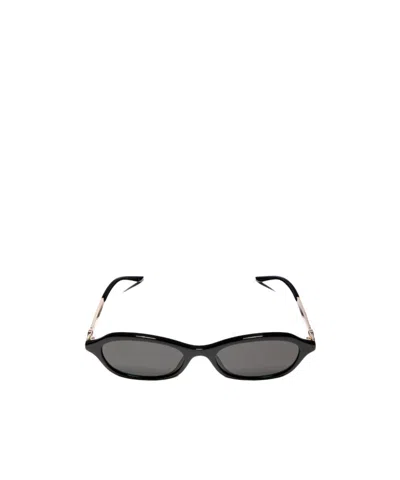 Gucci Oval-frame Sunglasses In Black
